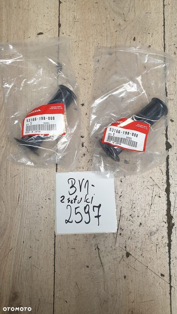 Manetka lewa Honda NU50 ATC70 CH150 CH250 TRX70  53166-198-000 - 1