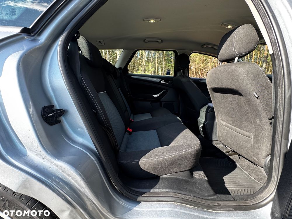 Ford Mondeo 1.6 Gold X - 14