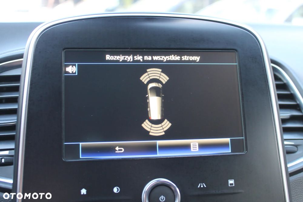 Renault Scenic - 10
