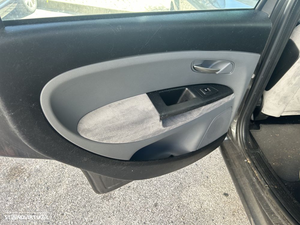Fiat Linea 1.6 M-Jet Emotion - 15