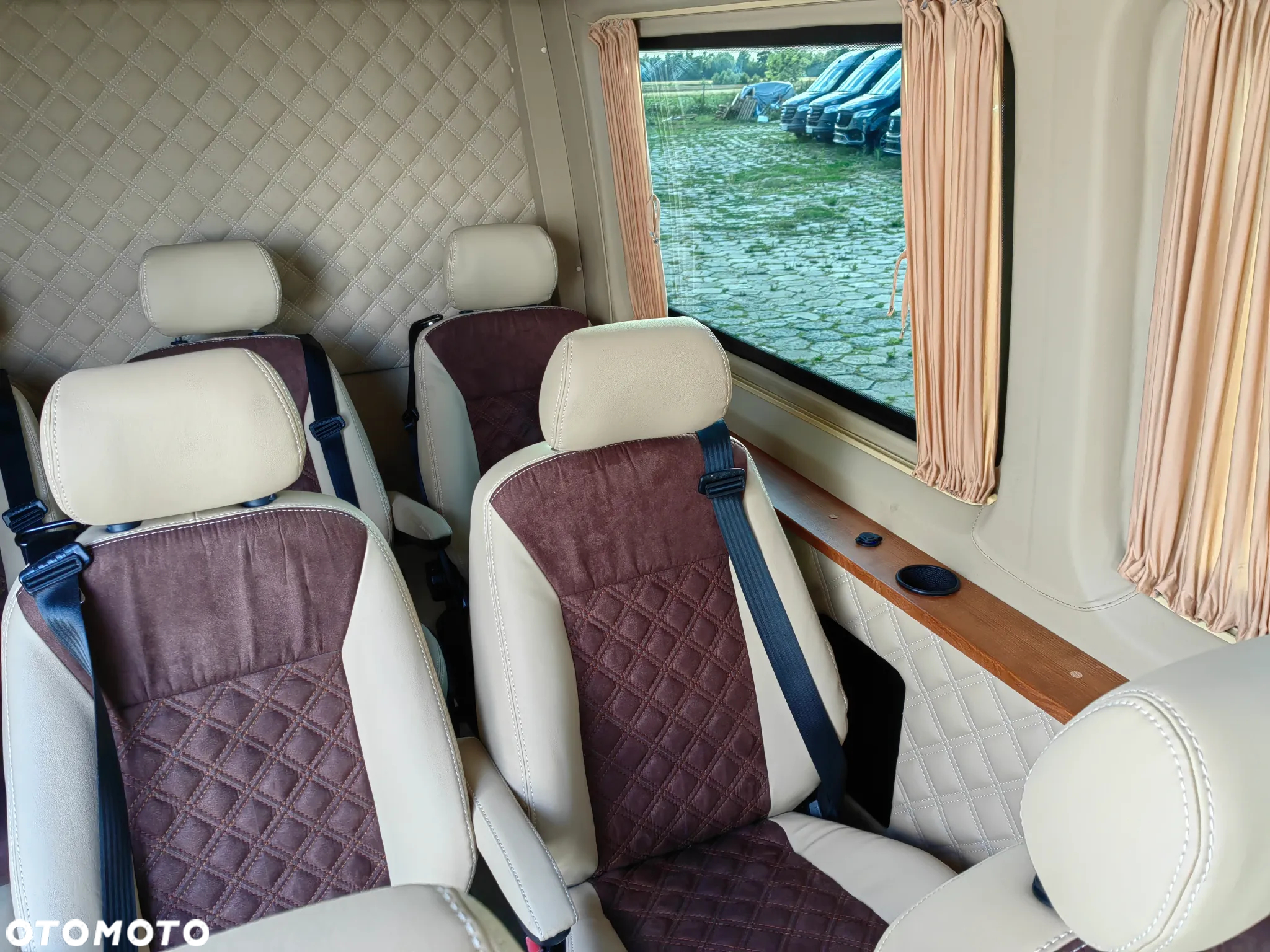 Mercedes-Benz Sprinter - 6