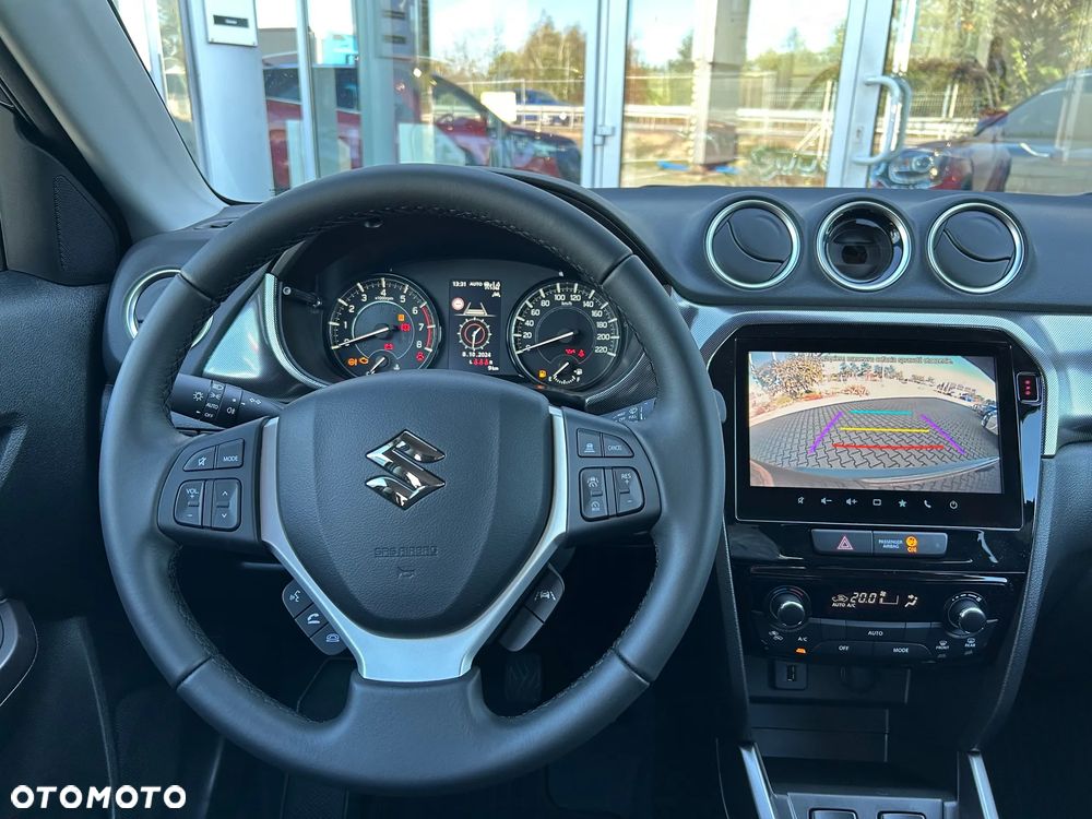 Suzuki Vitara 1.4 Boosterjet mHEV Elegance 2WD - 11