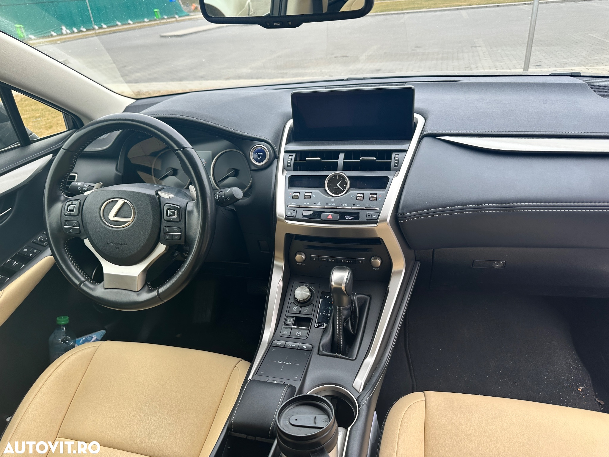 Lexus Seria NX 300h AWD Luxury - 4