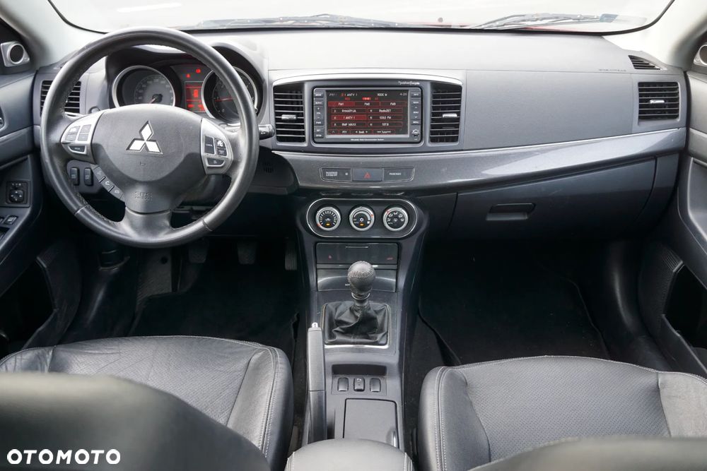 Mitsubishi Lancer 2.0 DID Instyle NAVI - 13