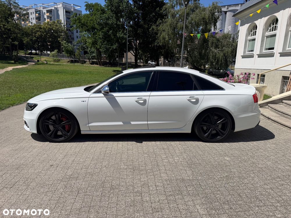 Audi S6 Limousine - 13