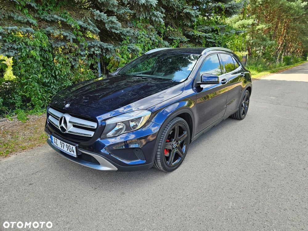 Mercedes-Benz GLA 250 7G-DCT Activity Edition - 1
