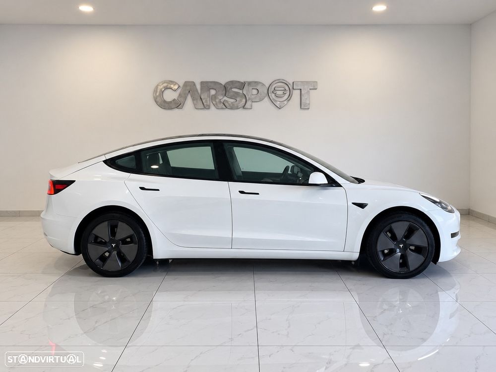 Tesla Model 3 2022 photo 4