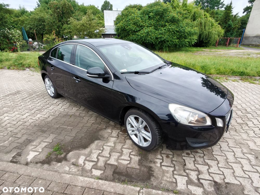 Volvo S60 D3 Momentum - 3