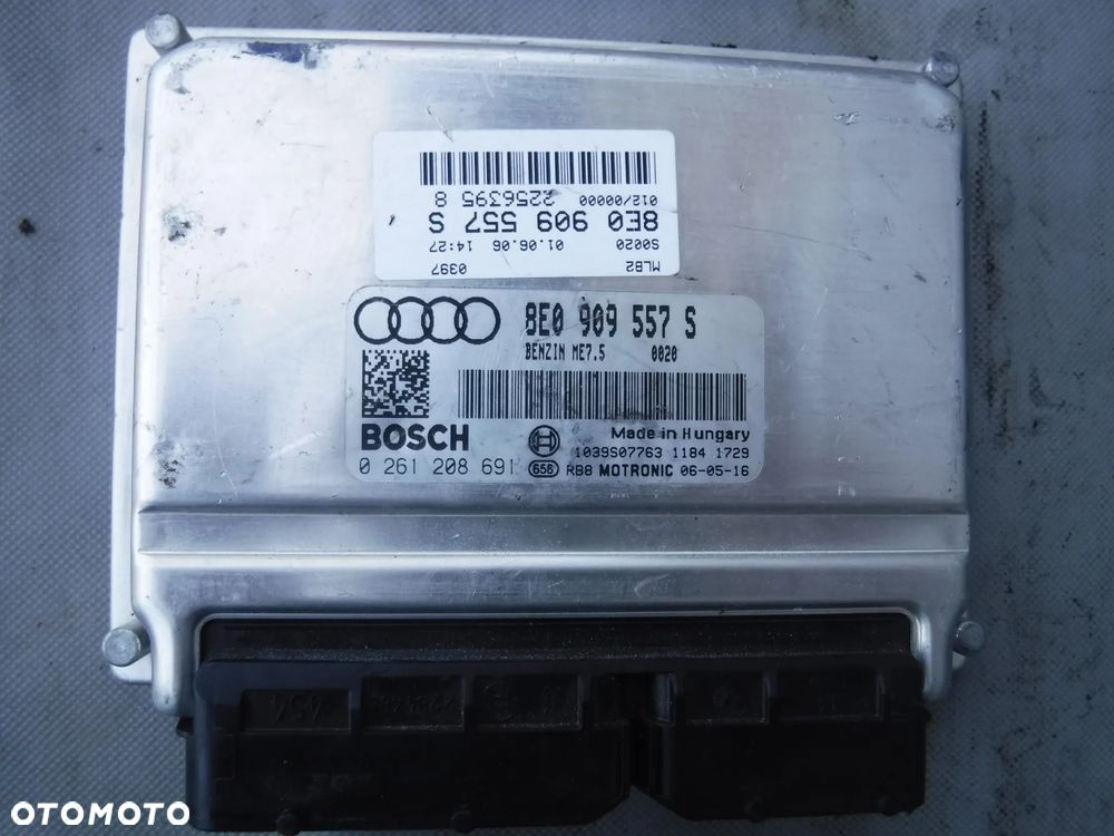 AUDI A4 B7 2.0 BENZYNA KOMPUTER STEROWNIK SILNIKA 8E0909557S ORYGINAŁ - 1
