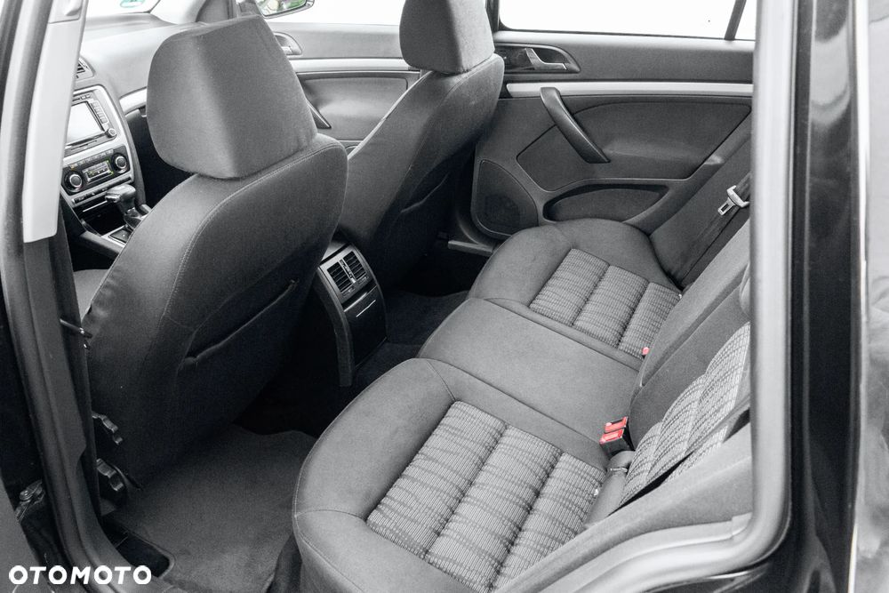 Skoda Octavia 1.4 TSI Elegance DSG - 22