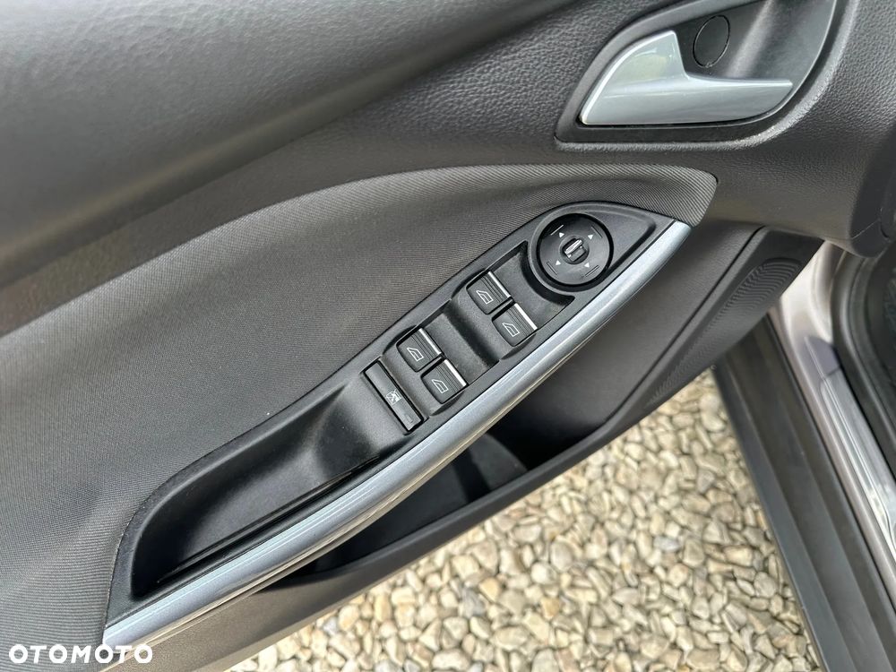 Ford Focus 1.6 TI-VCT Titanium - 8