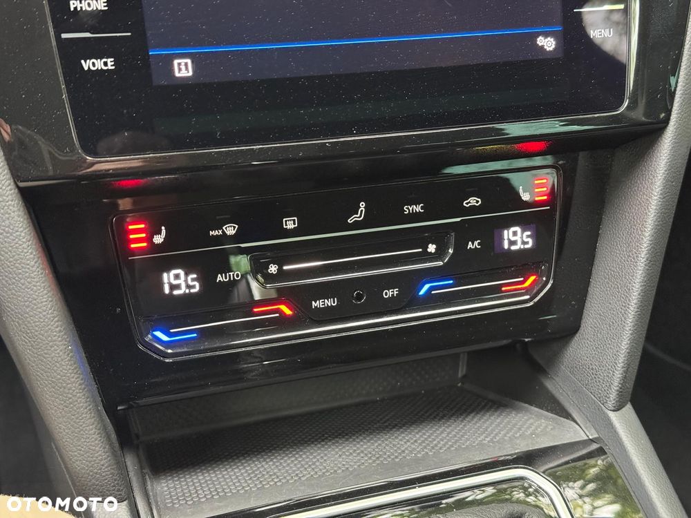 Volkswagen Passat 2.0 TDI EVO Business DSG - 27