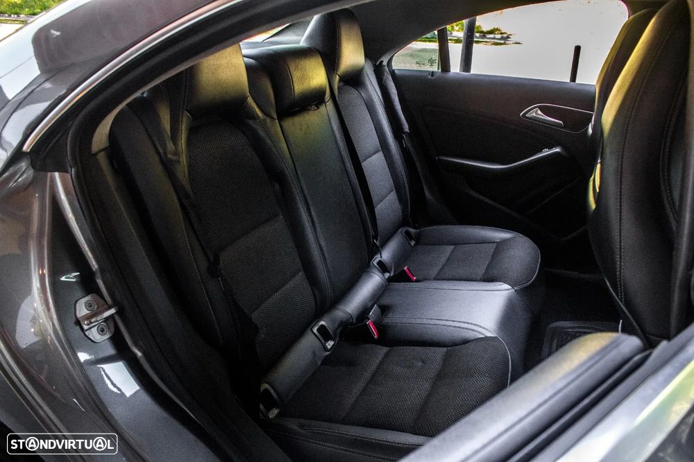 Mercedes-Benz CLA 200 CDI - 25