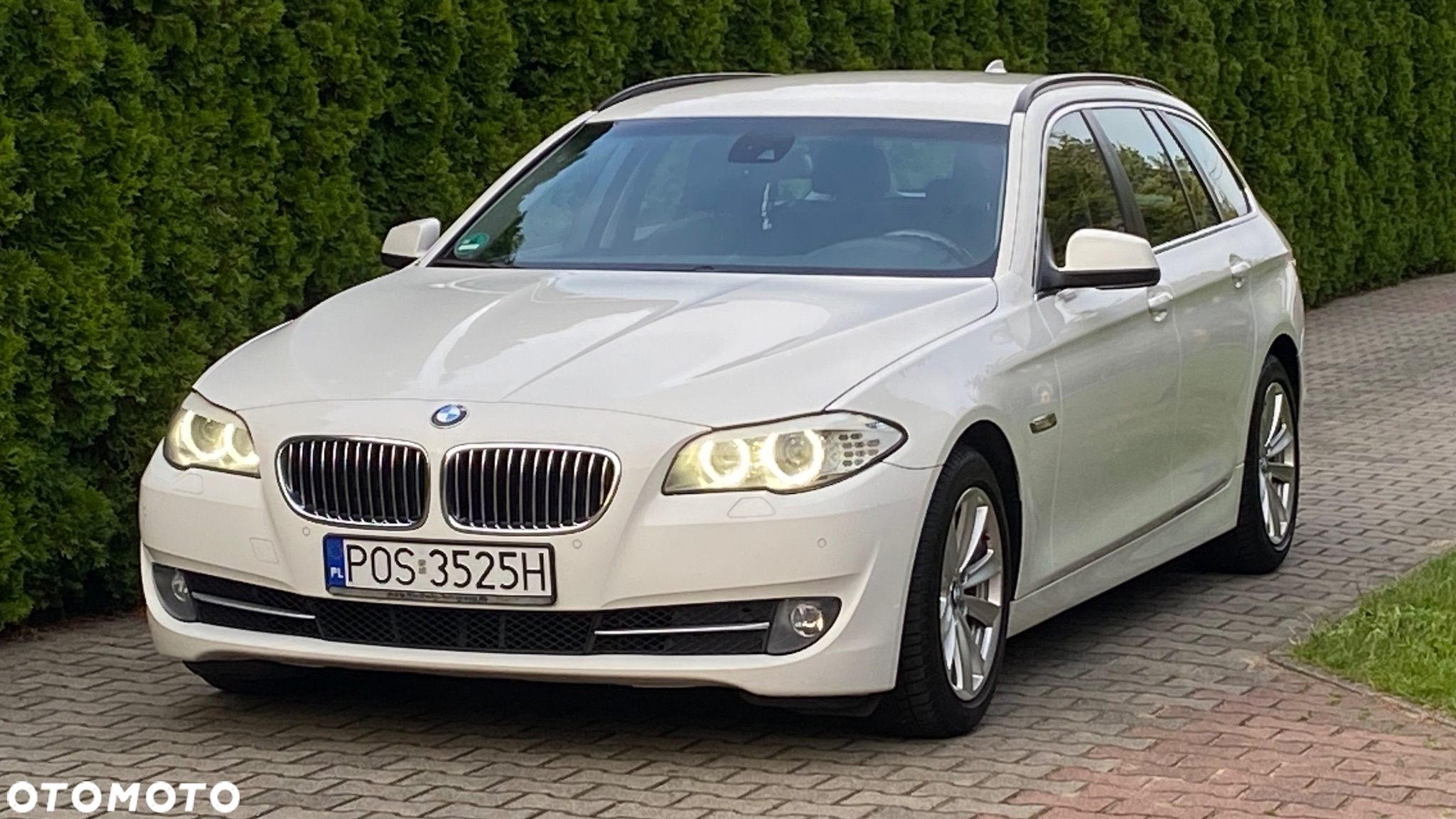 BMW Seria 5 525d Touring Luxury Line - 34