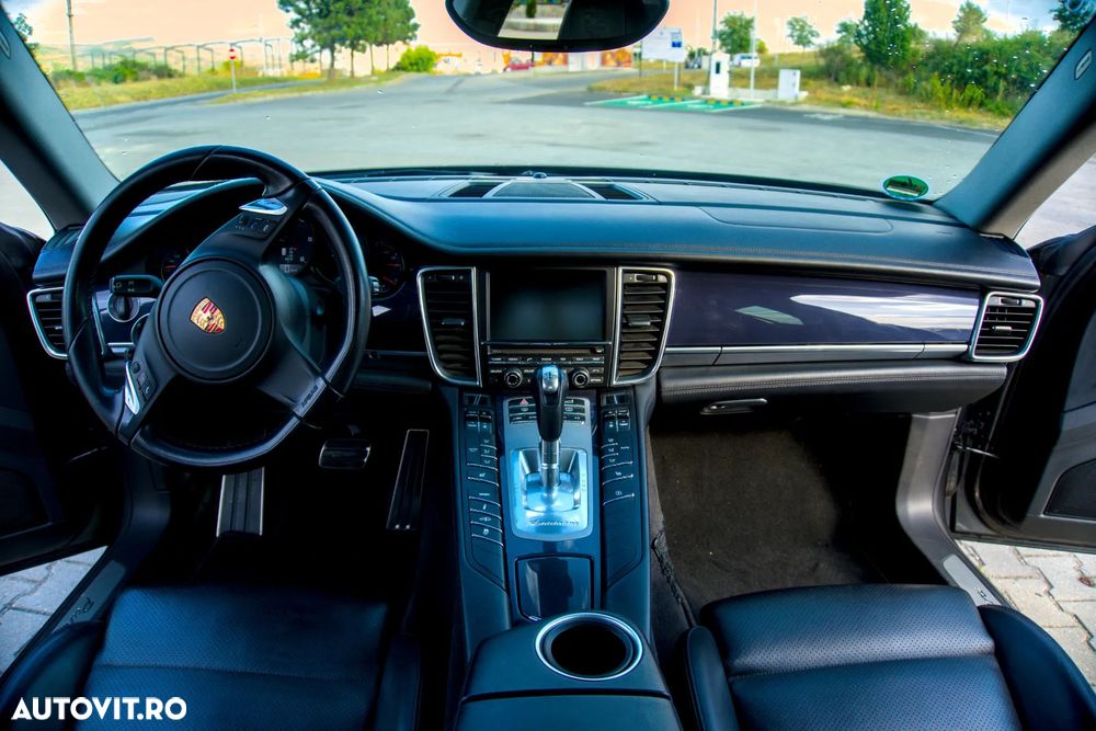 Porsche Panamera - 6