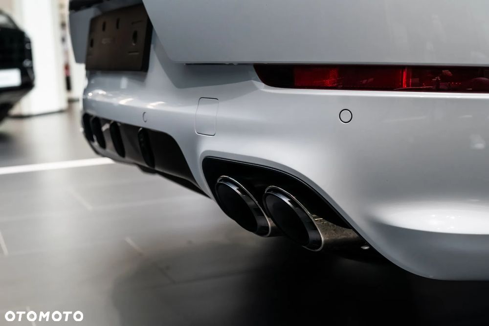 Porsche Cayenne Black Edition - 16