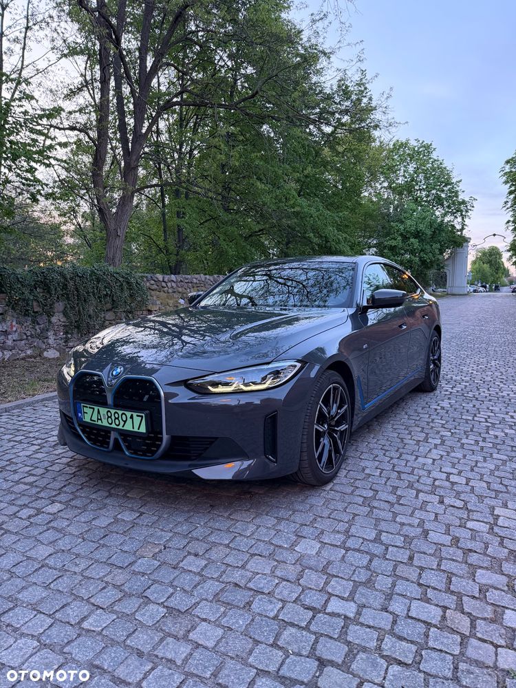 BMW i4 70.3kWh eDrive 35 - 11