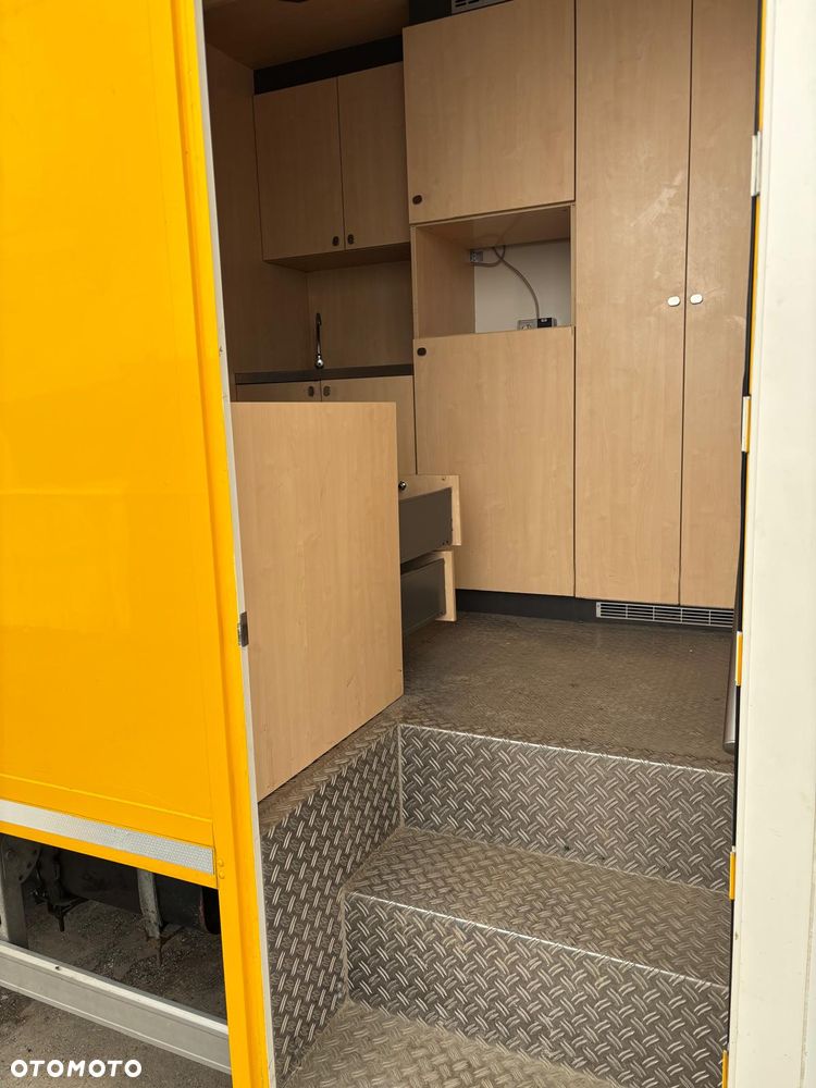 FUSO Canter 9C18 - 8