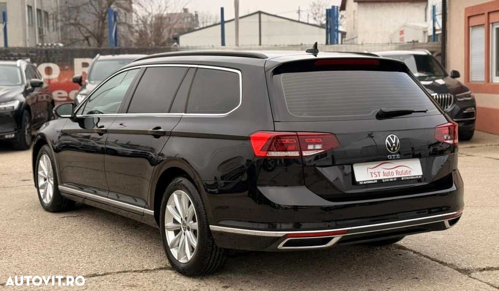 Volkswagen Passat - 6