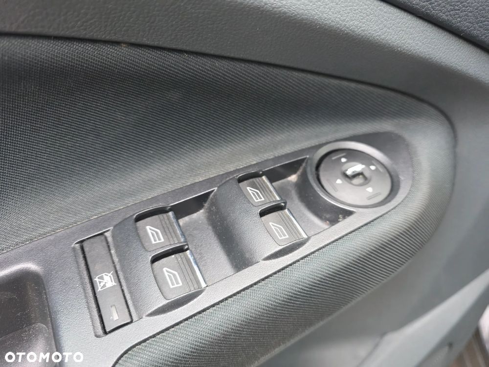 Ford C-MAX 1.6 TDCi Start-Stop-System Titanium - 16