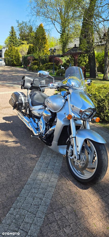 Suzuki Intruder - 4