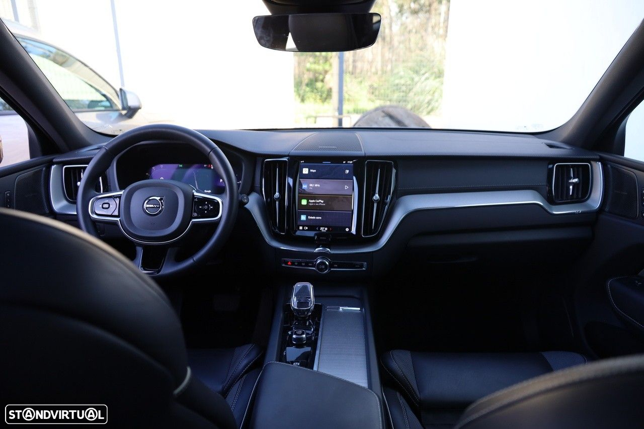 Volvo XC 60 2.0 T6 PHEV Ultimate Dark AWD - 17