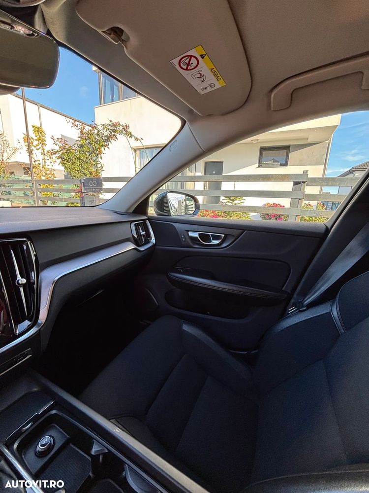 Volvo V60 D3 Momentum - 14