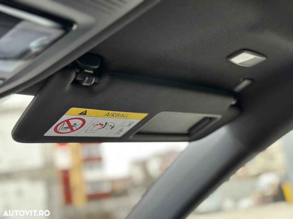 Skoda Octavia 2.0 TDI DSG Sportline - 22