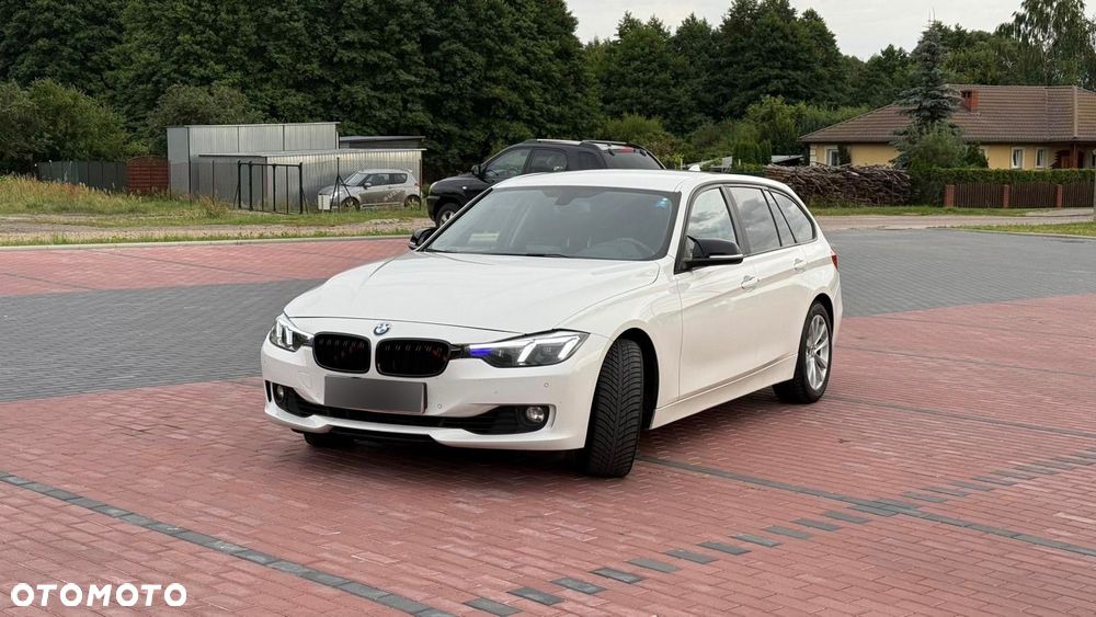 BMW Seria 3 325d - 28