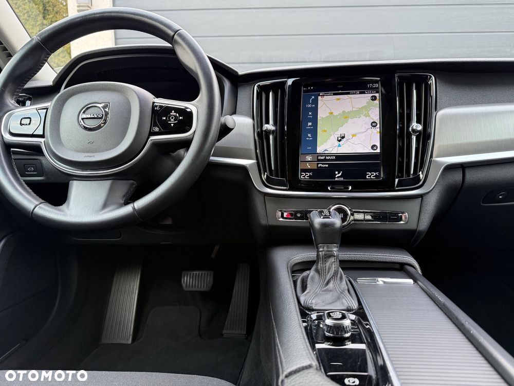 Volvo S90 - 27