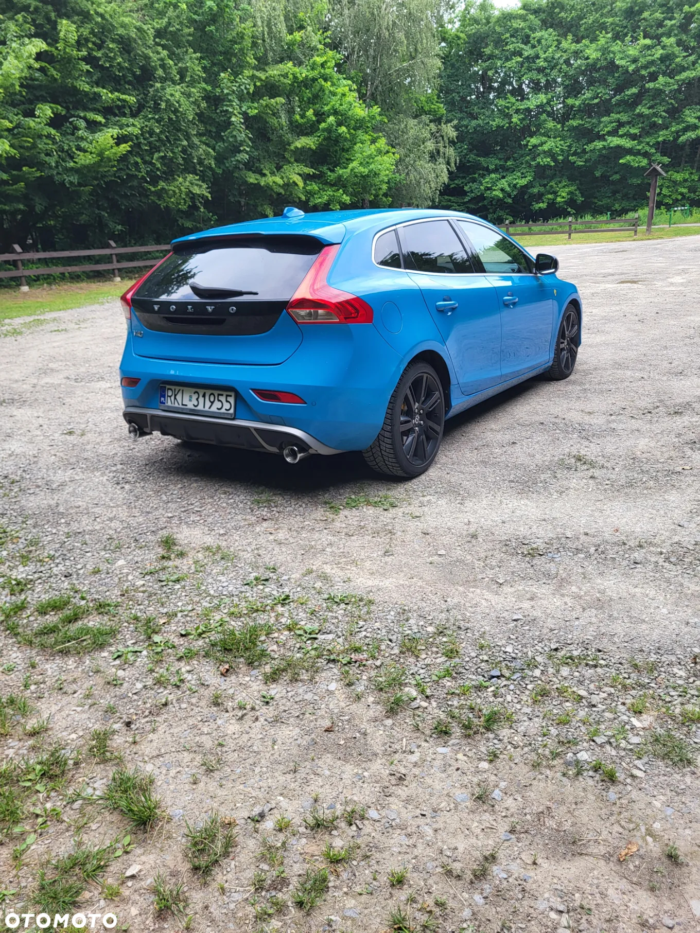 Volvo V40 D2 R-Design - 5