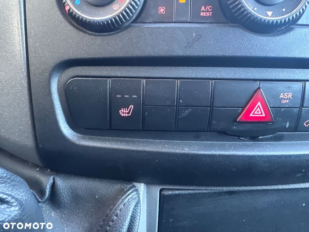 Volkswagen CRAFTER - 14