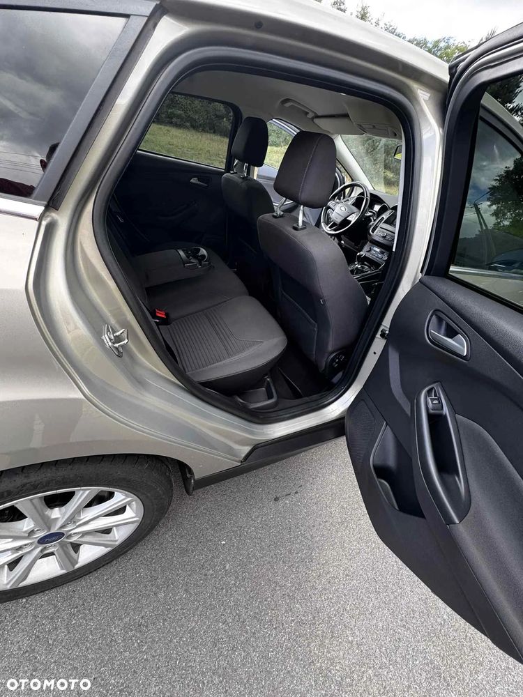 Ford Focus 1.0 EcoBoost Active - 24