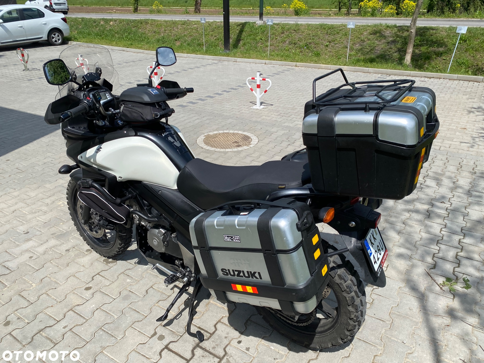 Suzuki DL - 5