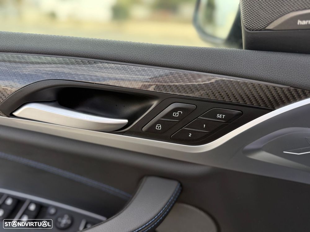 BMW X4 M40 d Auto - 28