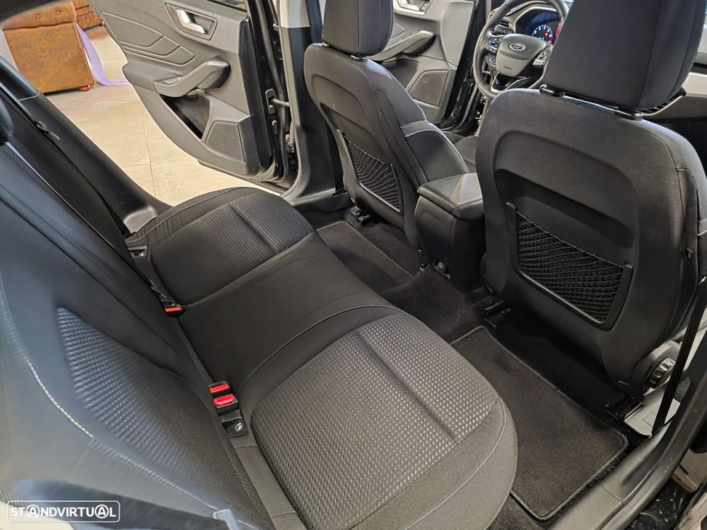 Ford Focus SW 1.0 EcoBoost S&S ACTIVE - 22