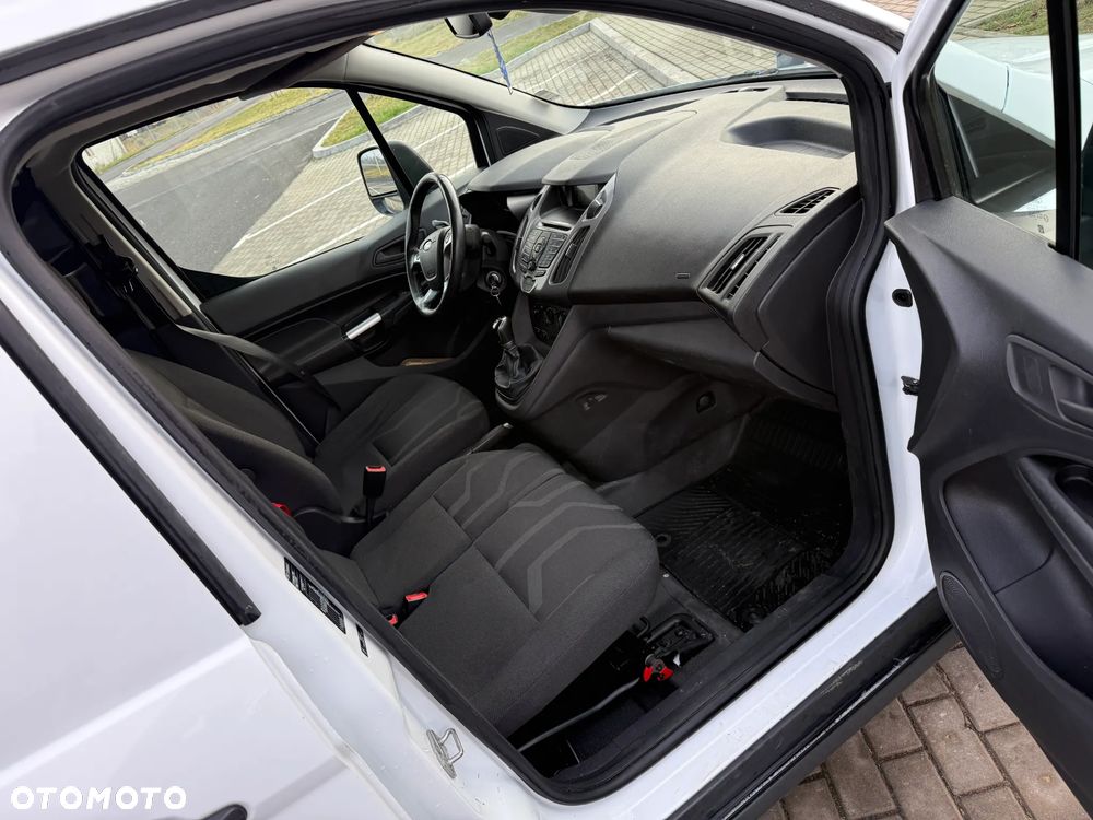 Ford Transit Connect - 8