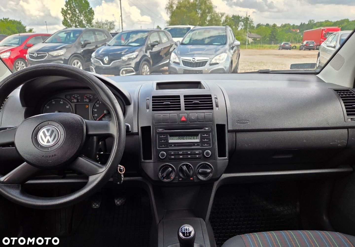 Volkswagen Polo - 6