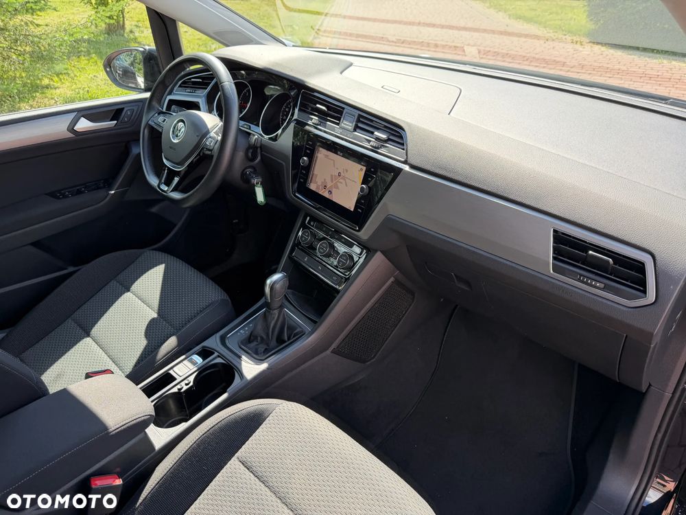 Volkswagen Touran 2.0 TDI BMT Highline DSG - 11