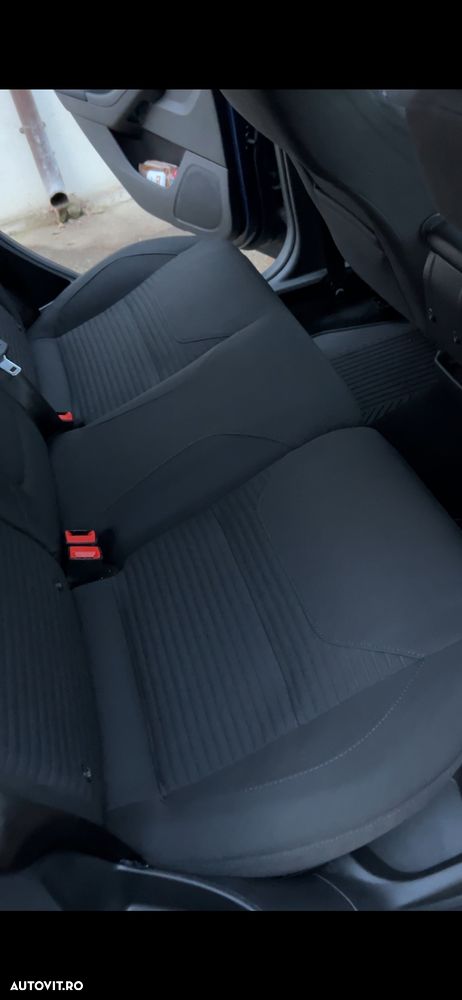 Ford Focus 1.6 TI-VCT Powershift Titanium - 9