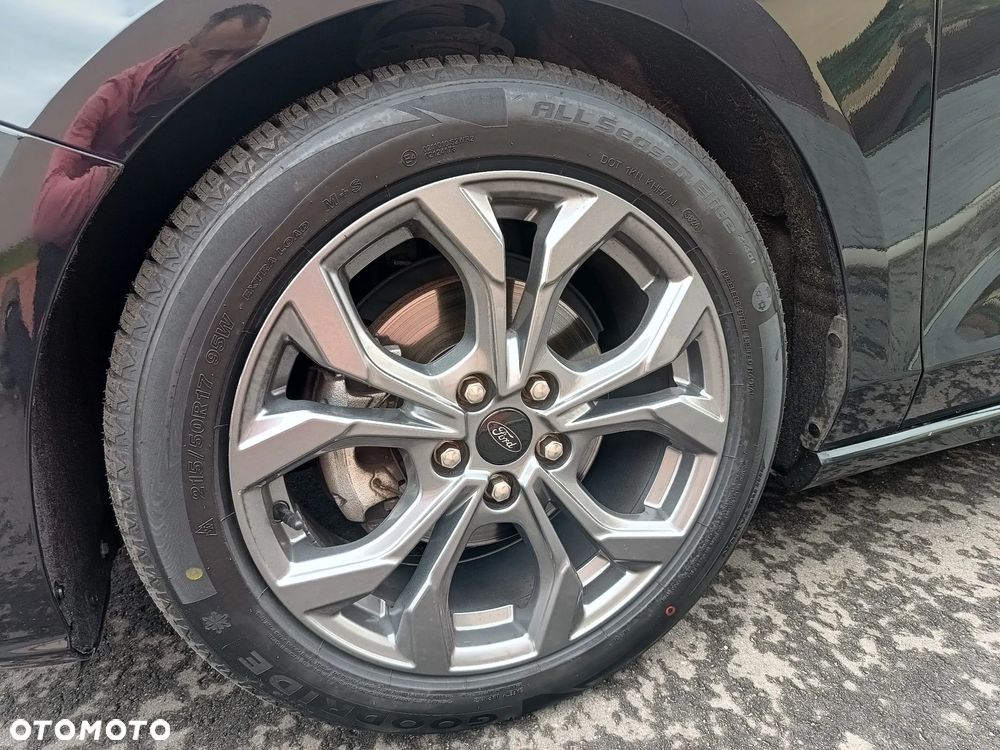 Ford Focus 1.5 EcoBlue Start-Stopp-System ST-LINE DESIGN - 33