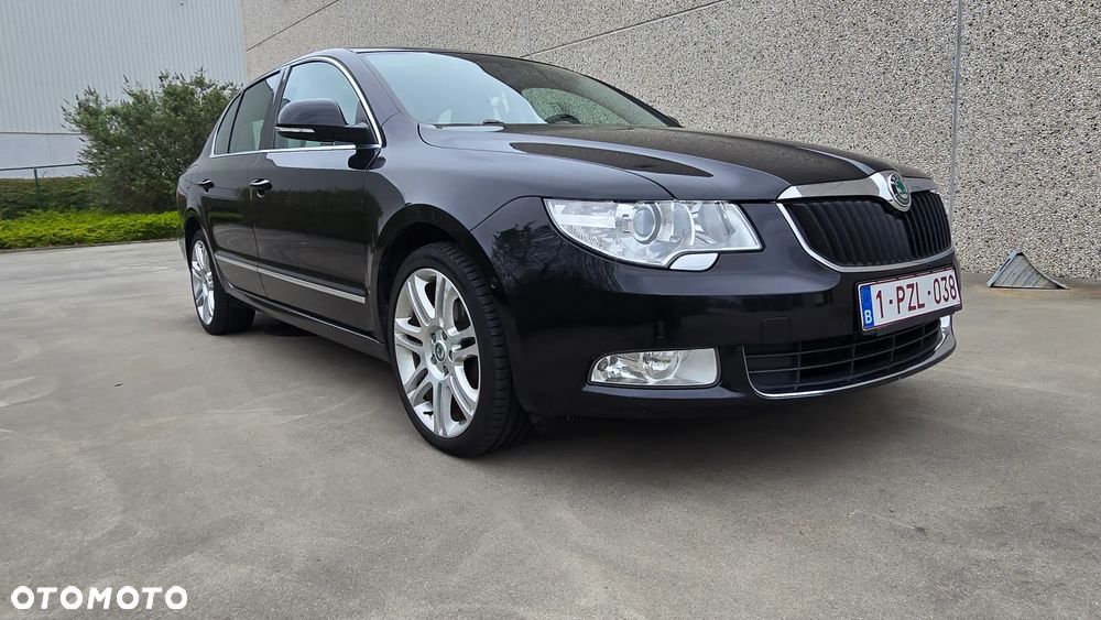 Skoda Superb 1.6 TDI Exclusive - 2