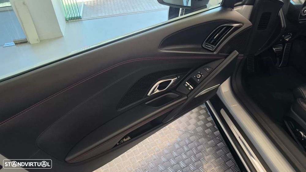 Audi R8 Spyder V10 5.2 FSI RWS S tronic - 38