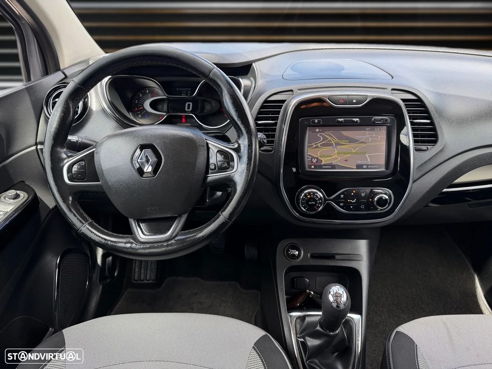 Renault Captur 1.5 dCi Exclusive - 14