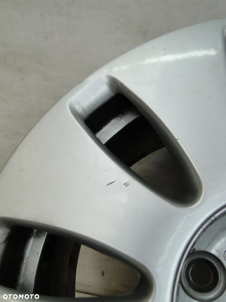 AUDI A4 B7 FELGA ALUMINIOWA 7x16 ET42 5x112 - 7