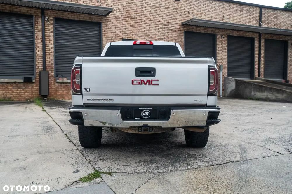 GMC Sierra - 6