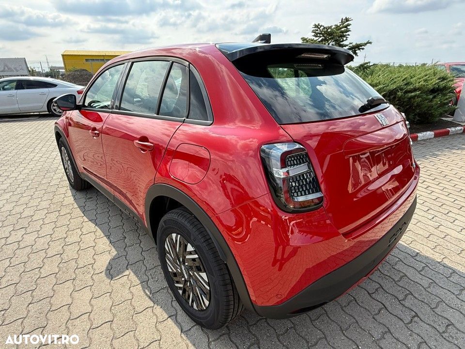 Fiat 600 BEV 54 kWh (RED) - 2