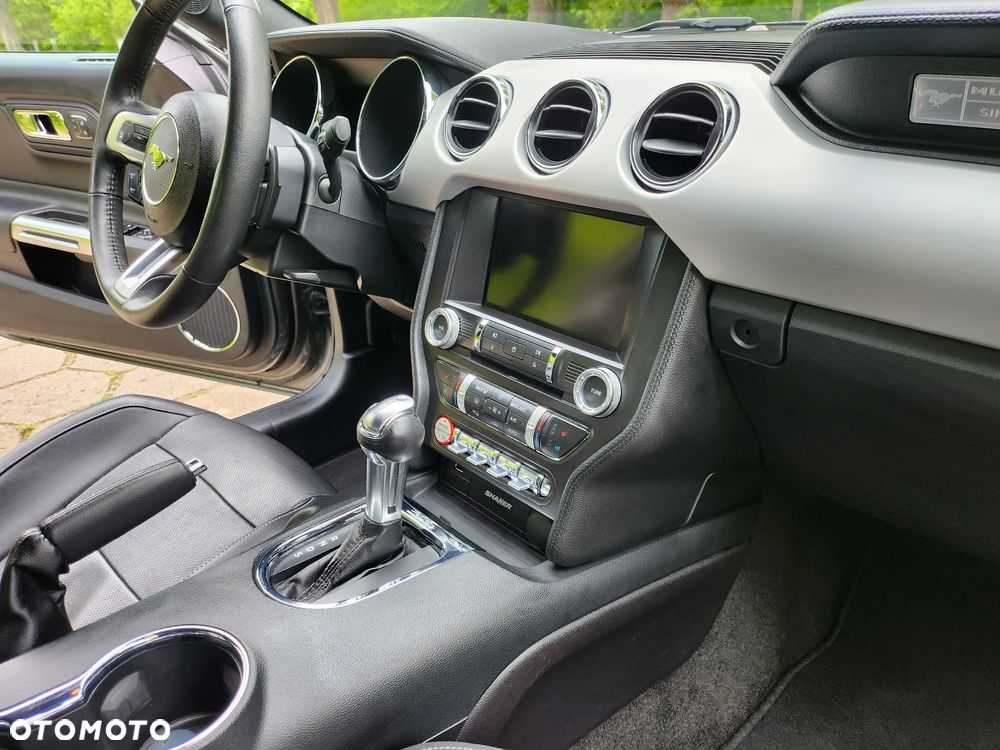 Ford Mustang 5.0 V8 GT - 21