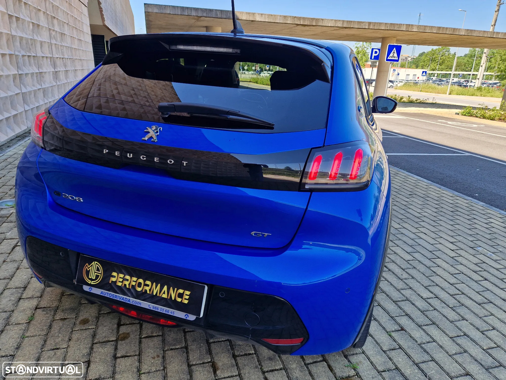 Peugeot e-208 50 kWh GT Line - 9