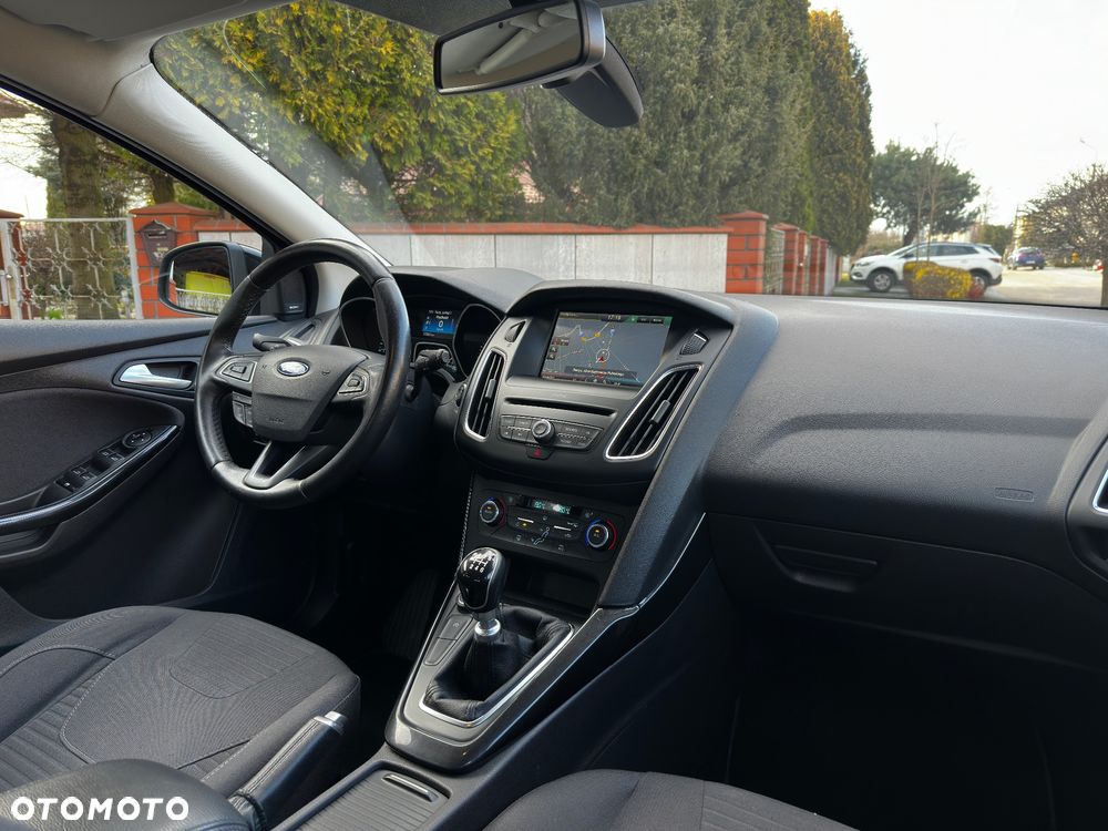 Ford Focus 1.5 EcoBoost Titanium ASS - 17